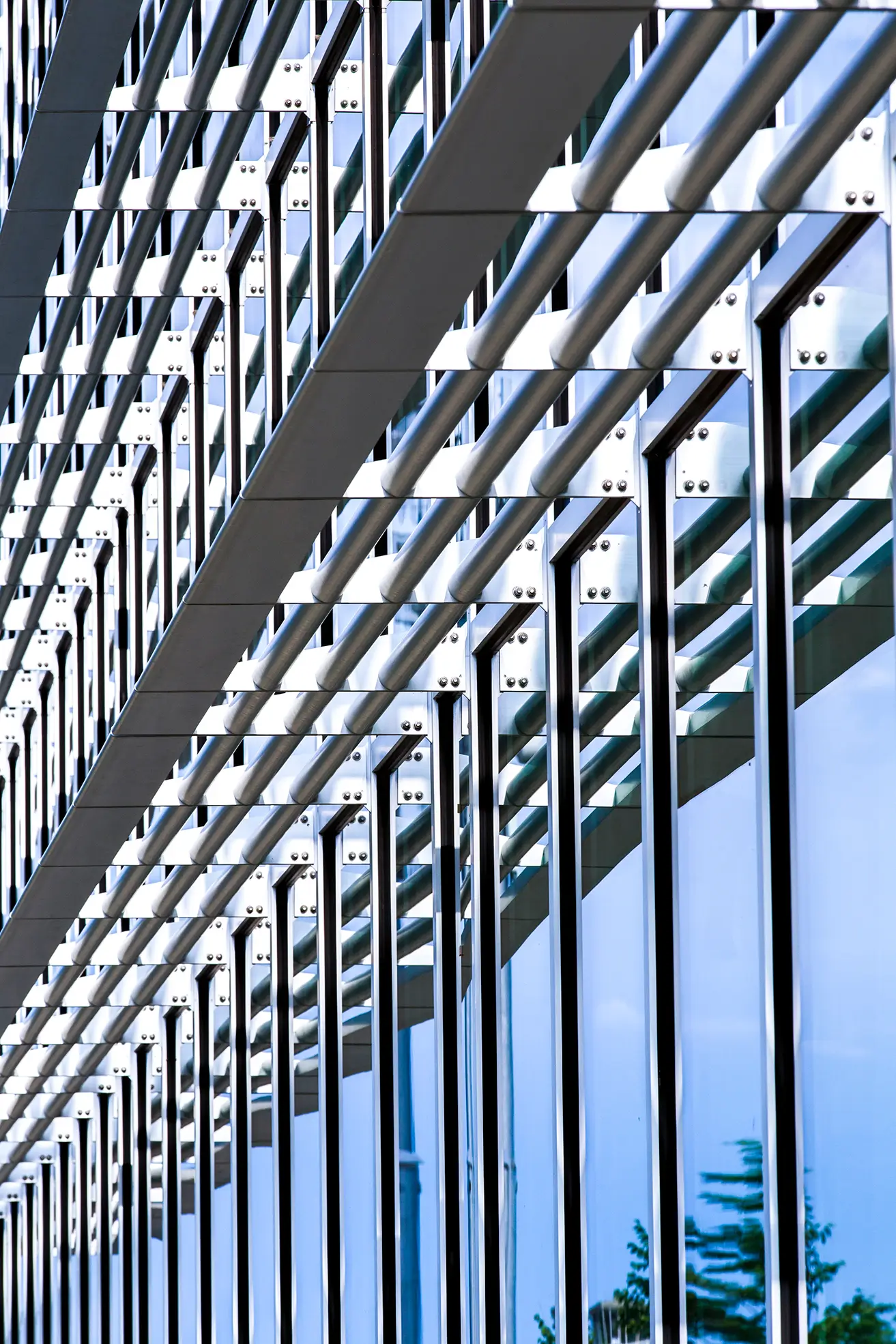 side-view-modern-glass-building